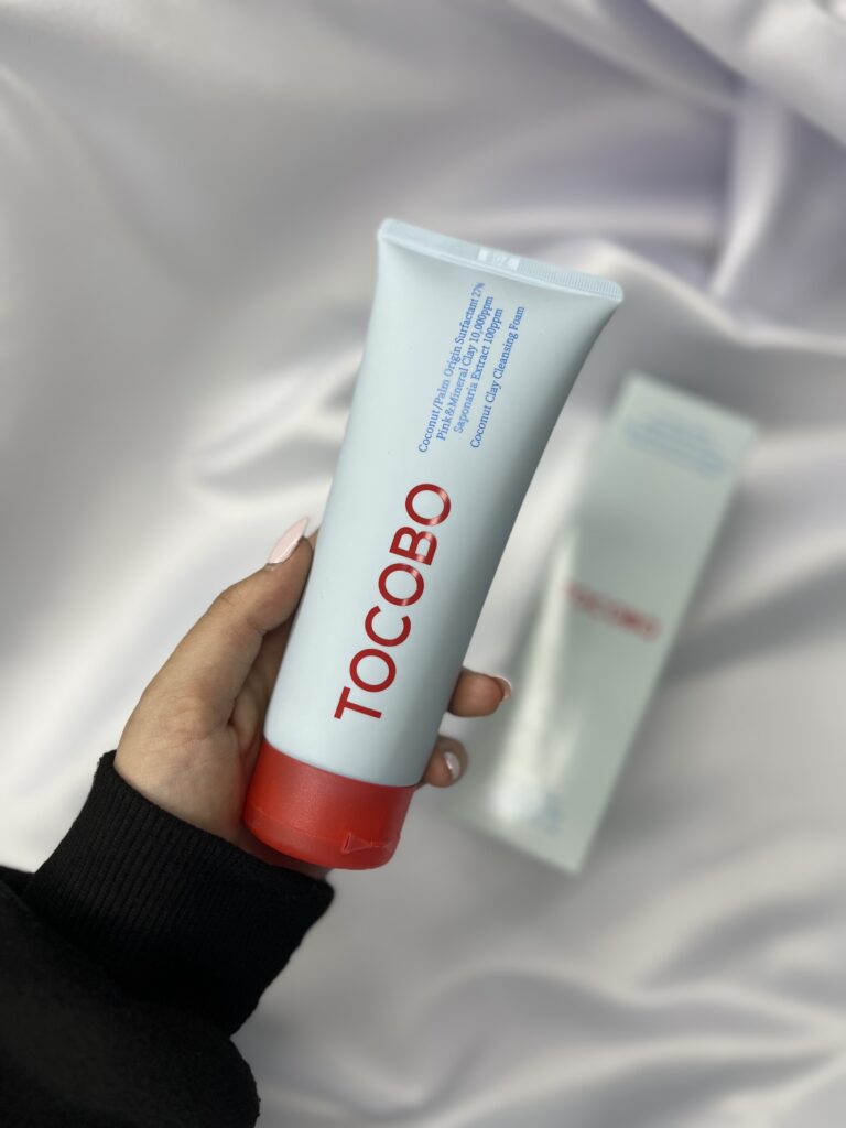 فوم شستشوی صورت توکوبو TOCOBO Coconut Clay Cleansing Foam