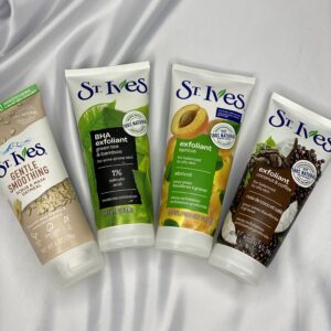 اسکراب و لایه‌بردار صورت St. Ives
