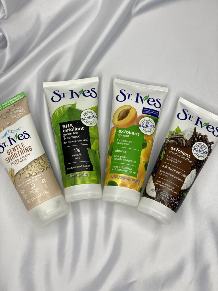 اسکراب و لایه‌بردار صورت St. Ives